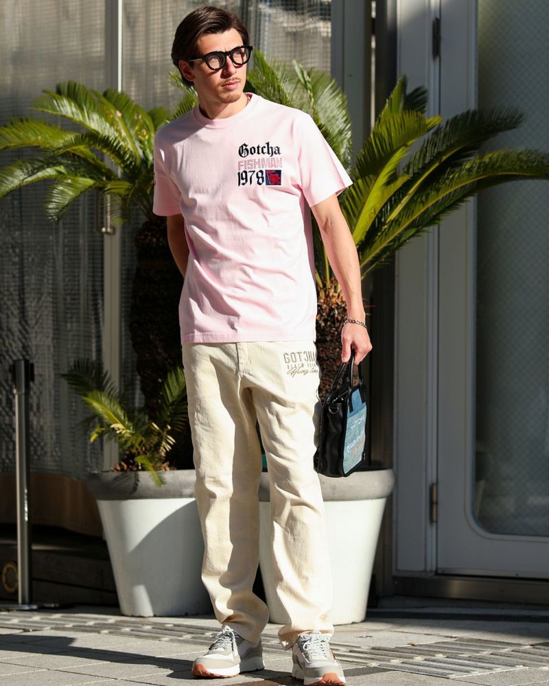 ベビーピンク：180cm/70kg(Lサイズ着用)